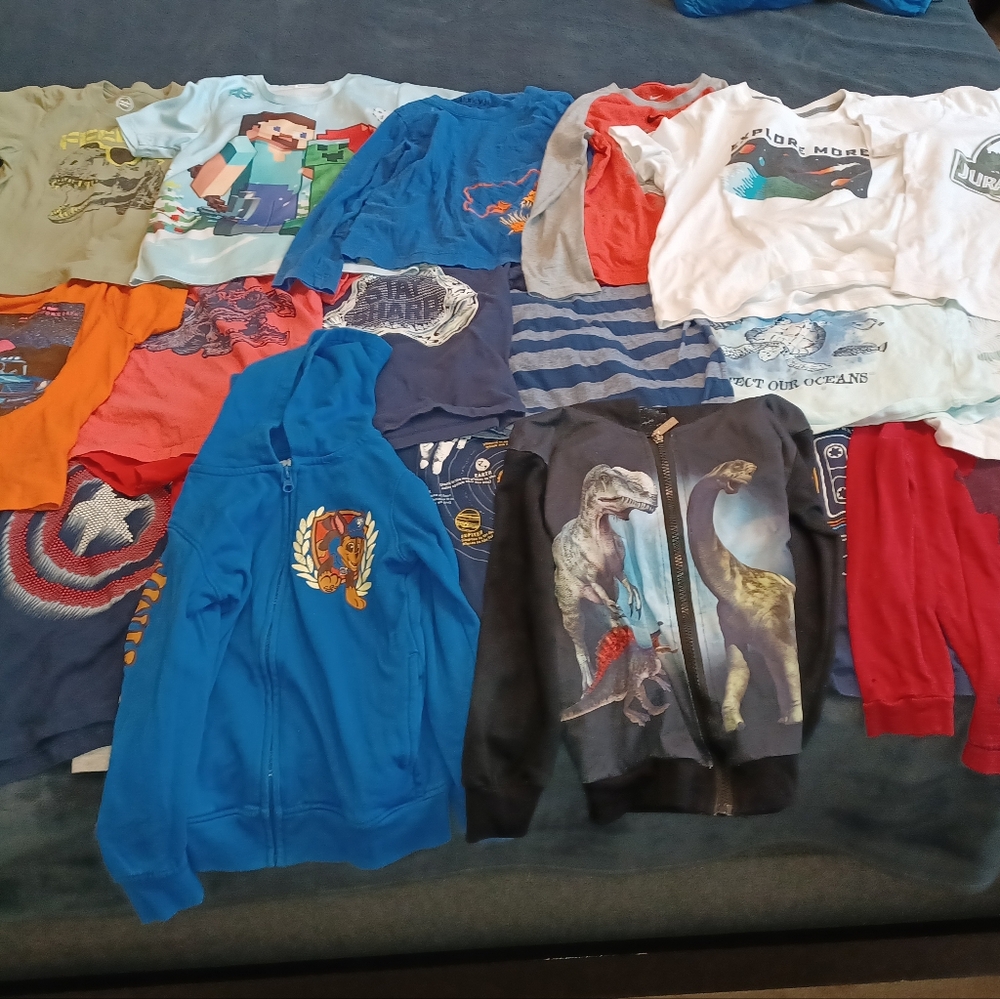 Boys Shirt/Sweater Size 6/7 Huge Lot of 21 Nike Hurley Paw Patrol